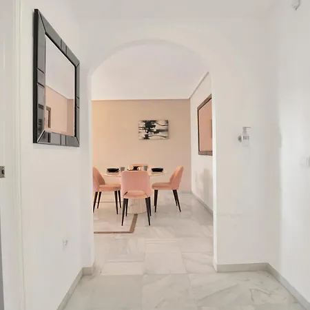 Con Enorme Terraza En Complejo Con Piscina En Nueva Andalucia - Lorcrimar Appartement