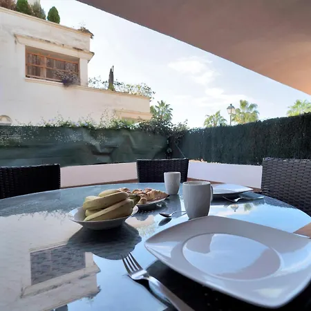 Con Enorme Terraza En Complejo Con Piscina En Nueva Andalucia - Lorcrimar Apartment Marbella