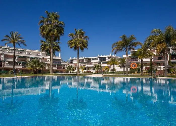Appartement Con Enorme Terraza En Complejo Con Piscina En Nueva Andalucia - Lorcrimar *